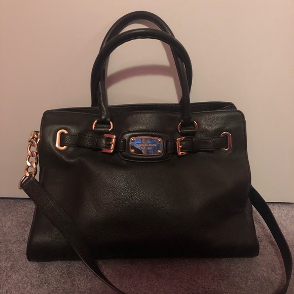 Michael Kors Handbags - Michael Kors Leather Tote